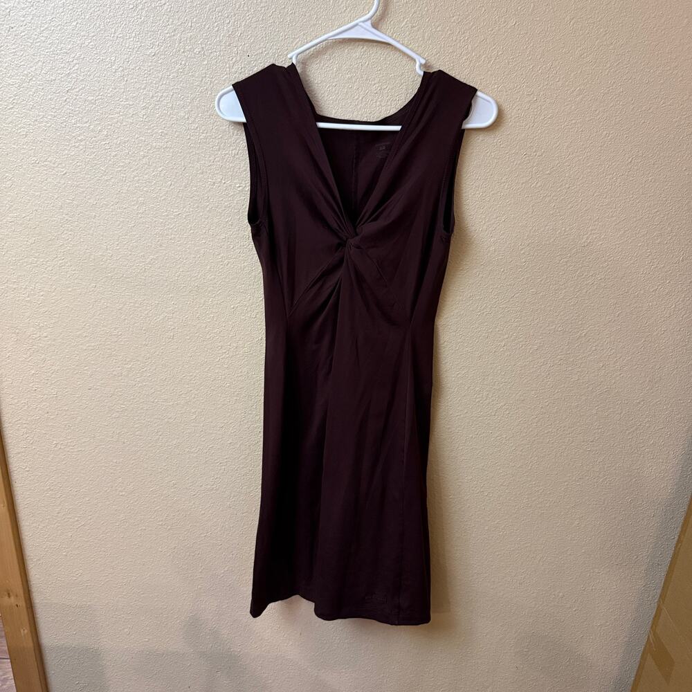 Patagonia Seabrook Bandha Dress M plum athleisure comfort wrinkle resistant